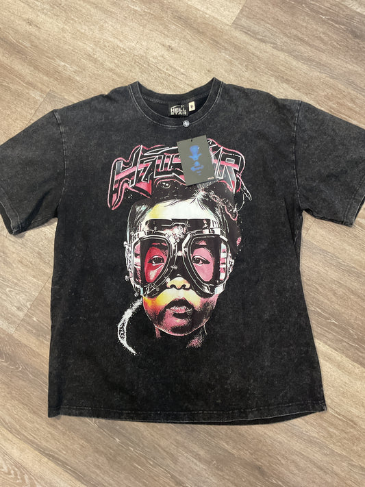 Gray tee shirt