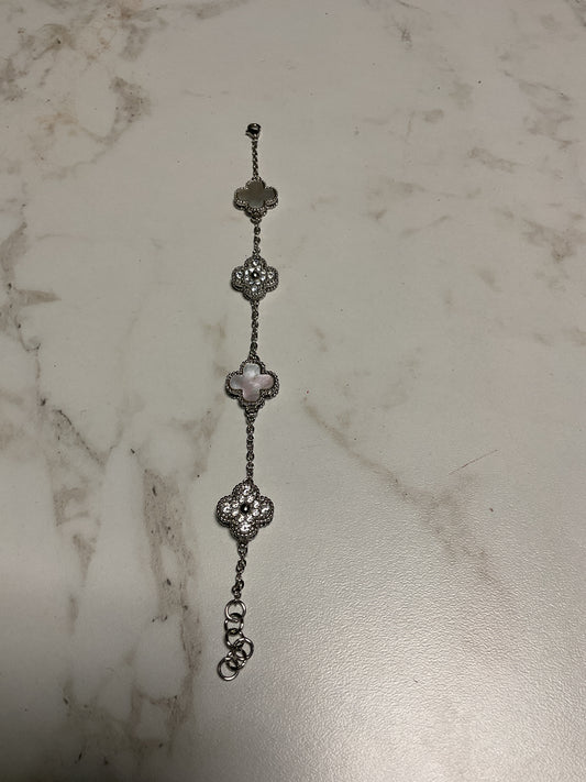 White Pearl Flower Bracelet