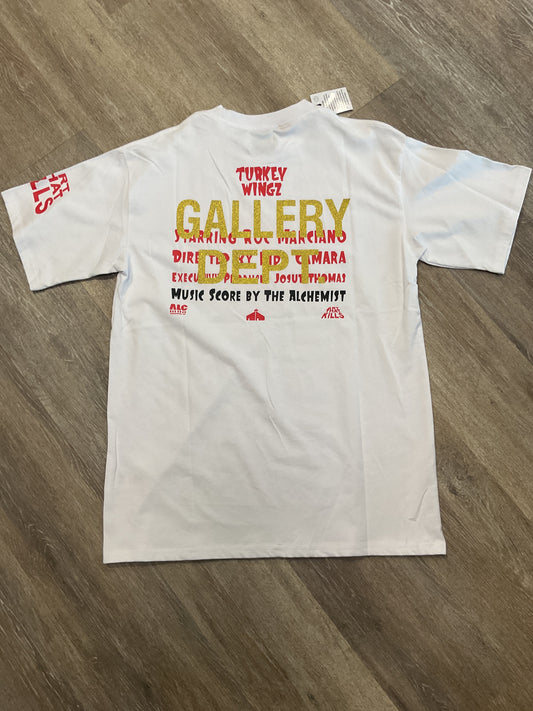 White tee