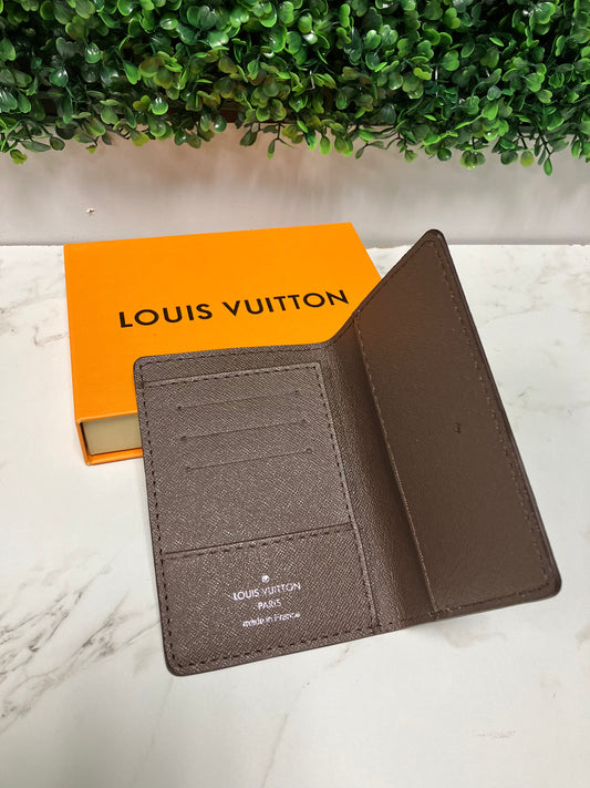 Checkered wallet