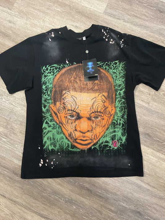 Black tee