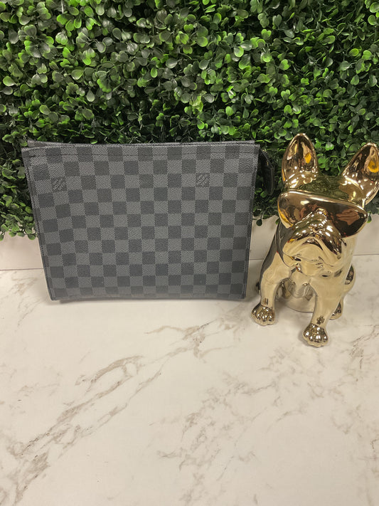 Checkered Graphite Pochette